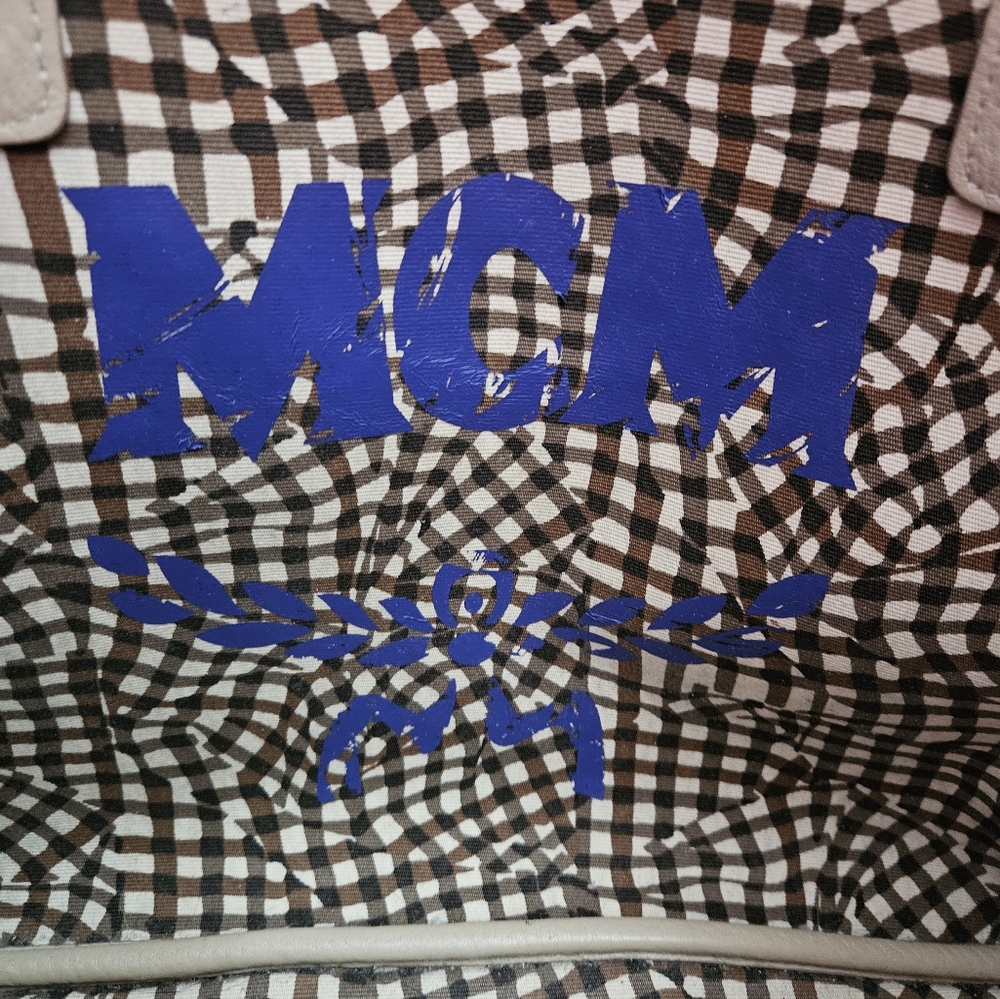 MCM Reversible Liz Shopper - Picture 7 of 11